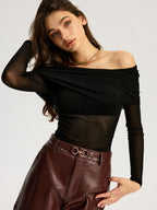 Bra-Free Off-Shoulder Long Sleeve T-Shirt