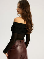Bra-Free Off-Shoulder Long Sleeve T-Shirt