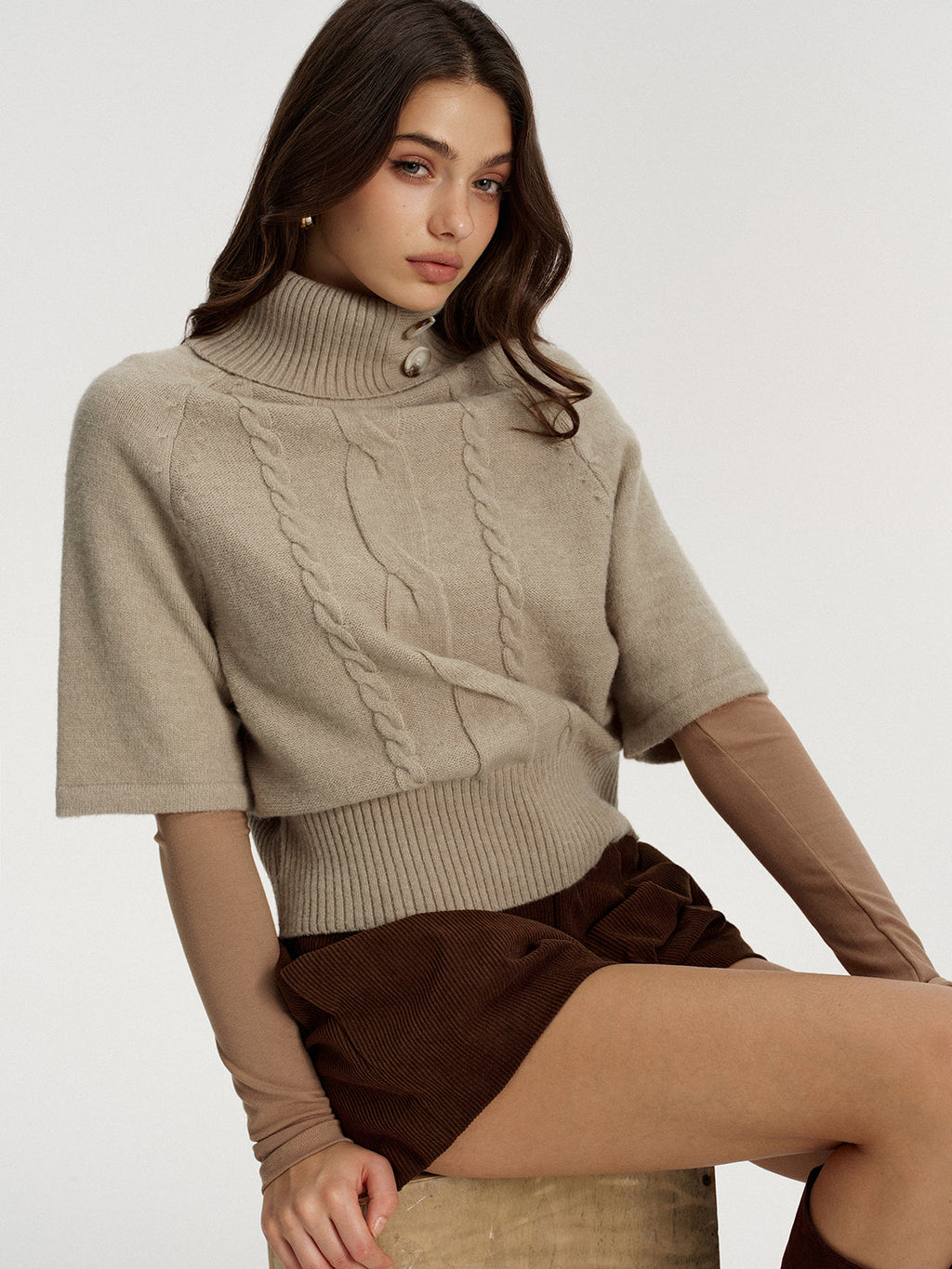 Turtleneck Cable Knit Short Sleeve Sweater without Belt